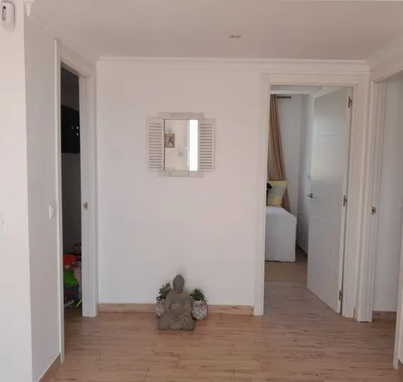 Oтдельно стоящая вилла R5156104