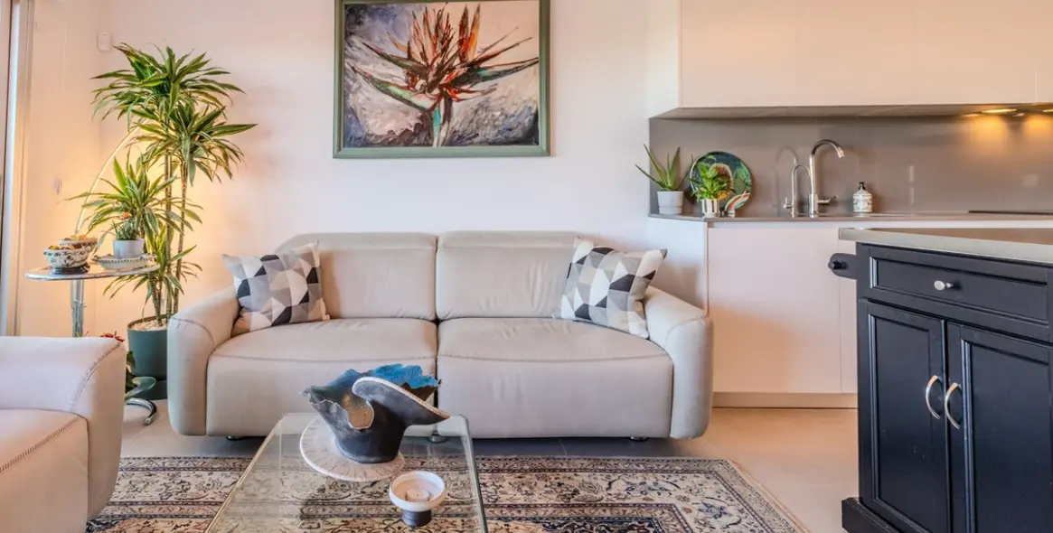 Sale of penthouse in Estepona (district New Golden Mile) 10