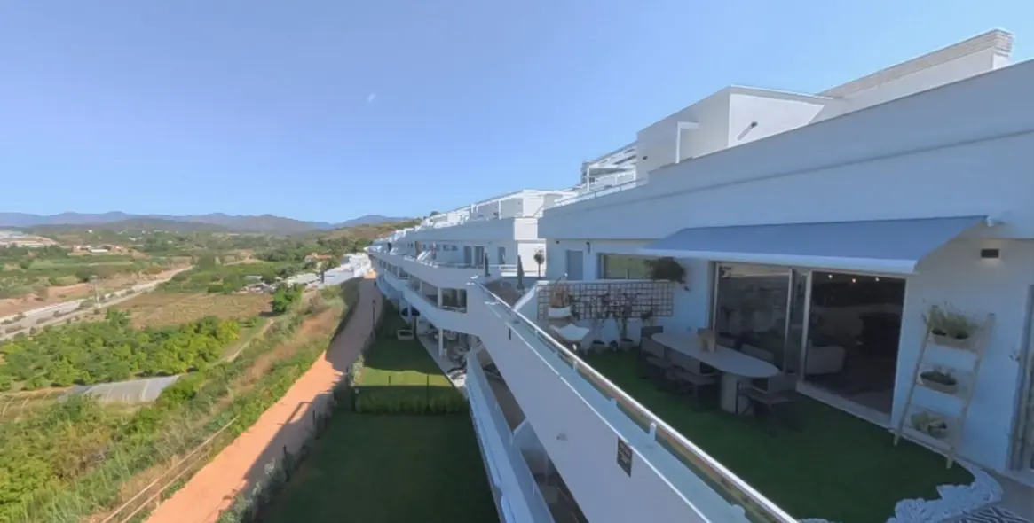 Продажа пентхауса в New Golden Mile 21