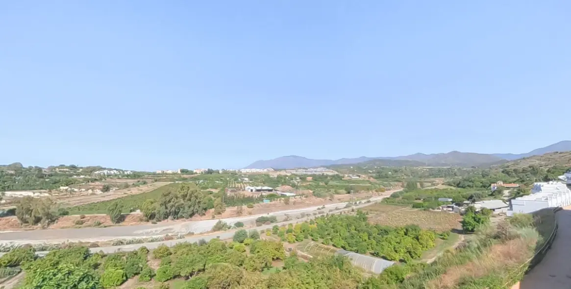 Продажа пентхауса в New Golden Mile 23