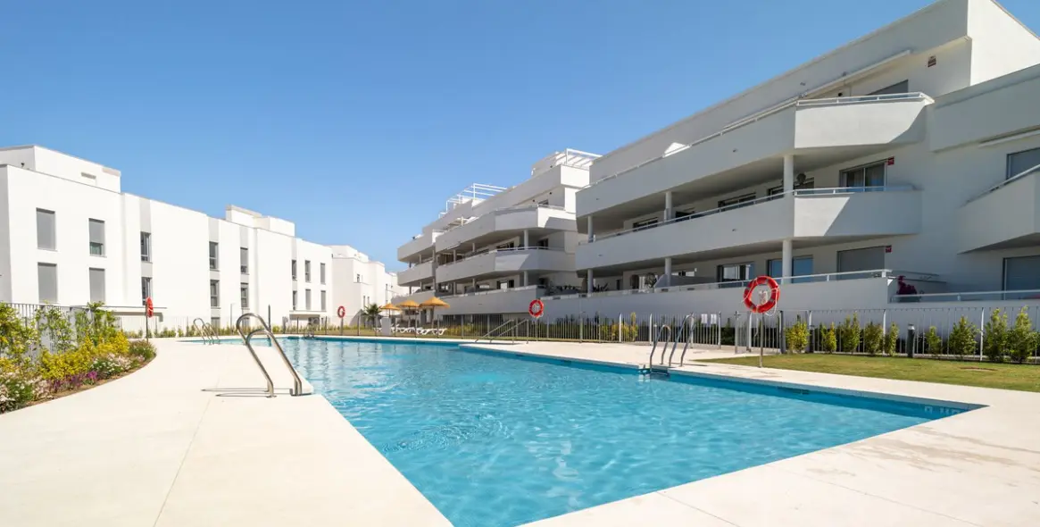 Продажа пентхауса в New Golden Mile 24