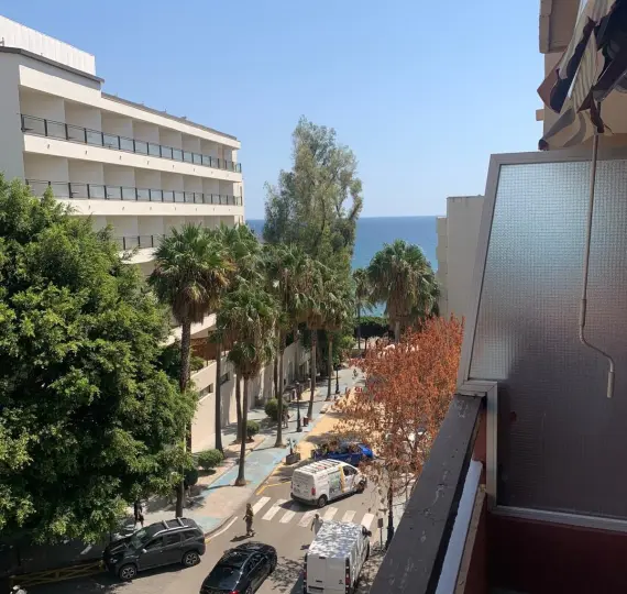 Продажа апартаментов на среднем этаже в Marbella