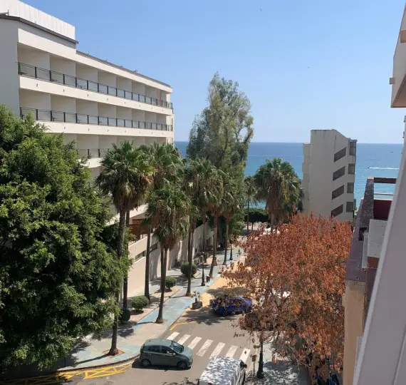 Продажа апартаментов на среднем этаже в Marbella