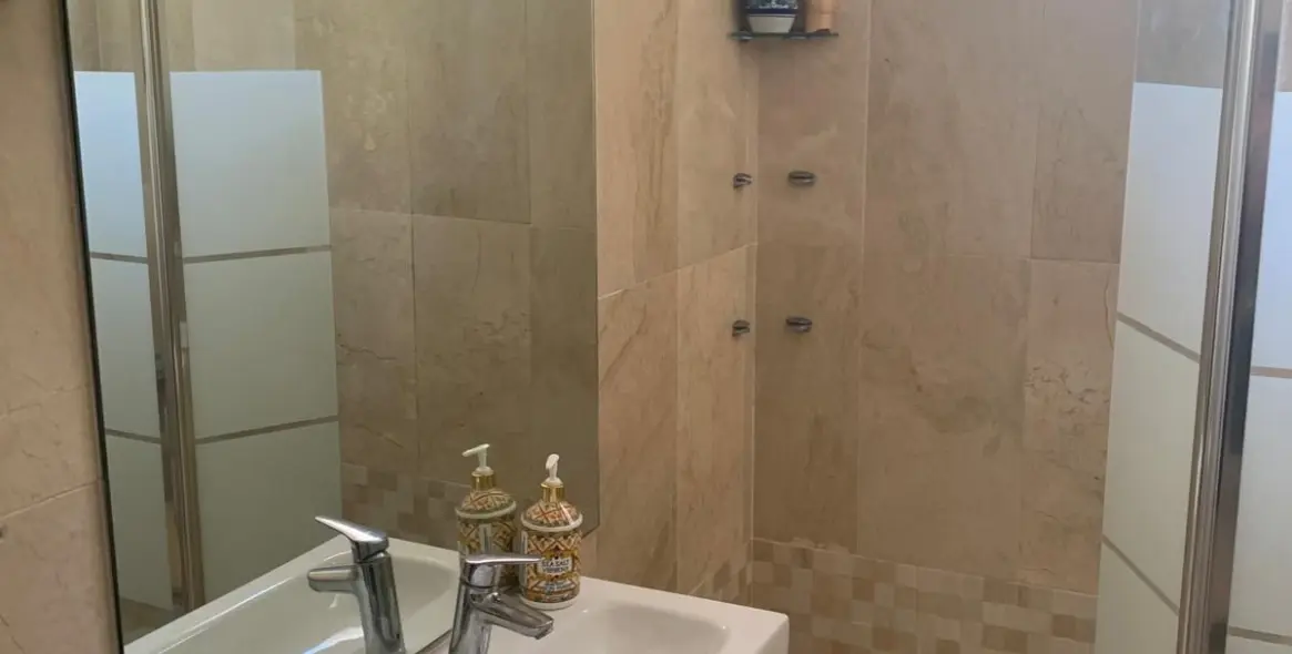 Продажа апартаментов на среднем этаже в Marbella 20