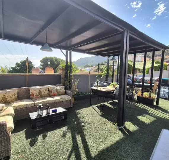 Продажа  отдельно стоящей виллы в Alhaurín de la Torre