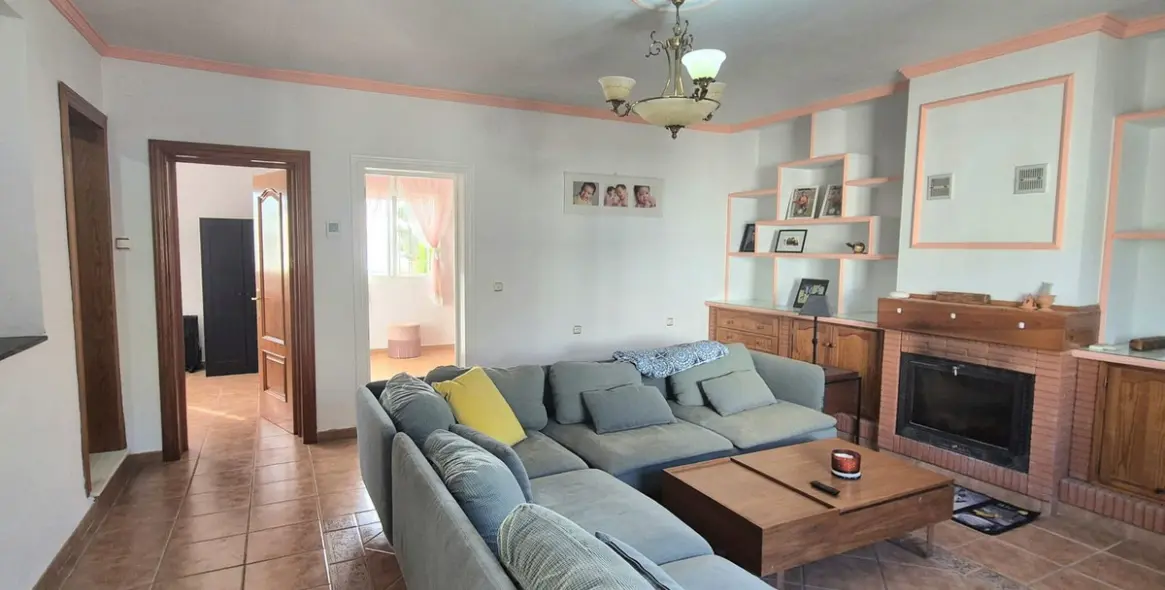 Продажа  отдельно стоящей виллы в Alhaurín de la Torre 17