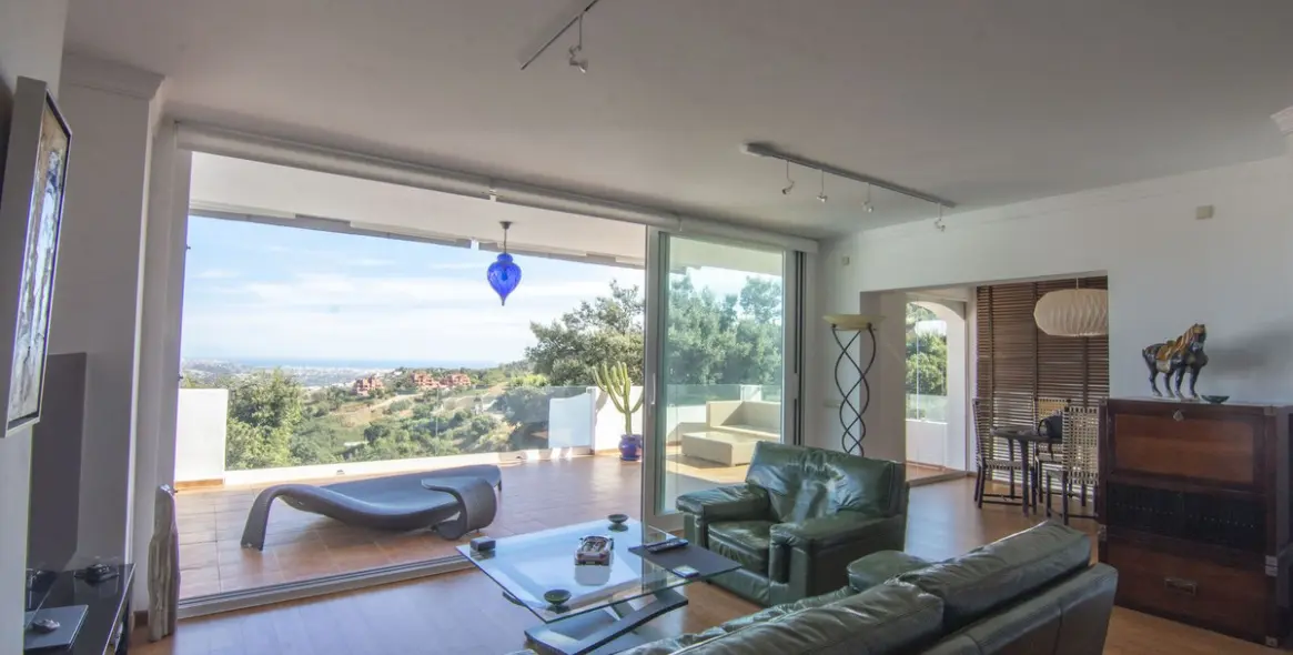 Продажа апартаментов на среднем этаже в La Mairena 3