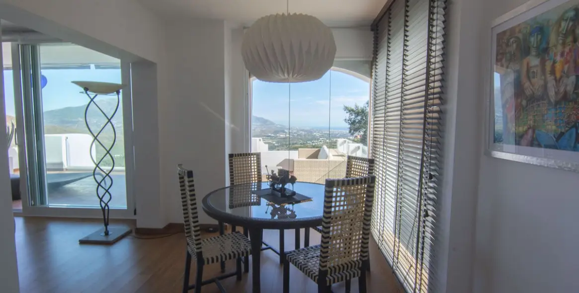 Продажа апартаментов на среднем этаже в La Mairena 10