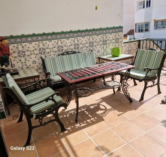 Продажа дома на две семьи в Sierrezuela