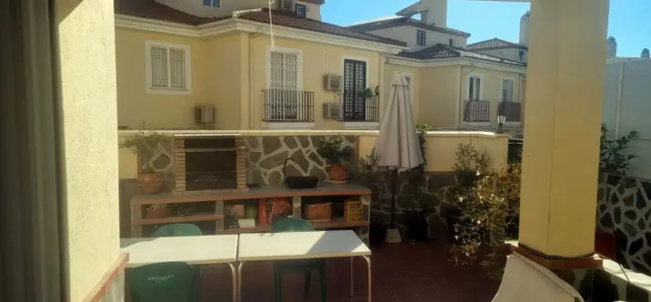 Продажа дома на две семьи в Campanillas 3