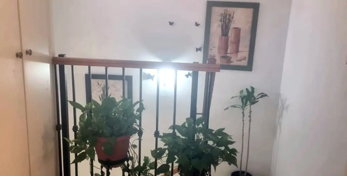 Продажа дома на две семьи в Campanillas 13