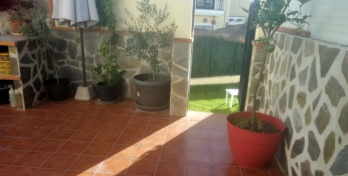 Продажа дома на две семьи в Campanillas 16