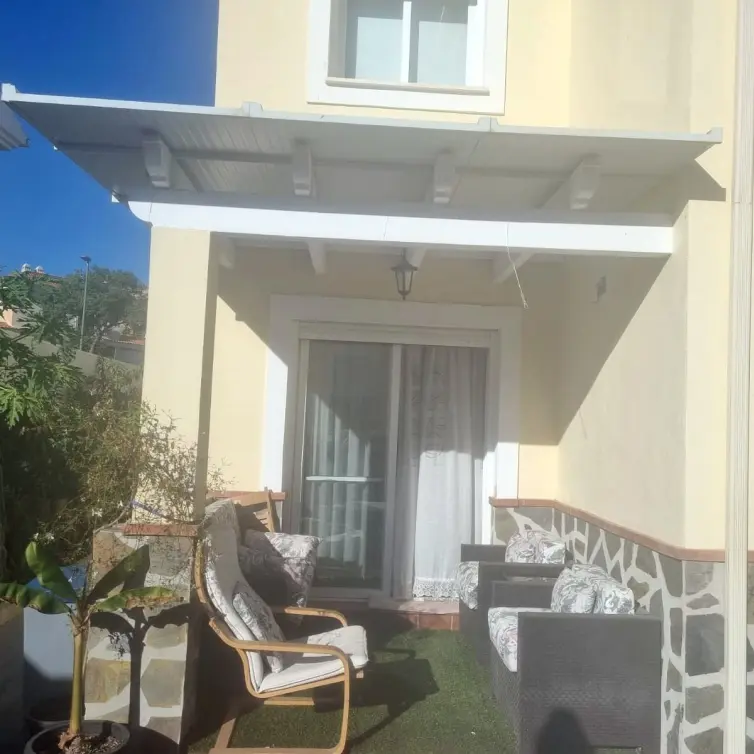 Venta de casa pareada en Campanillas