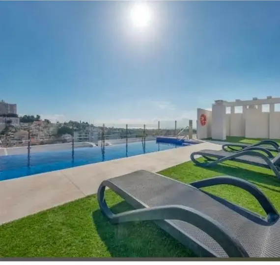 Sale of middle floor apartment in Nueva Andalucía