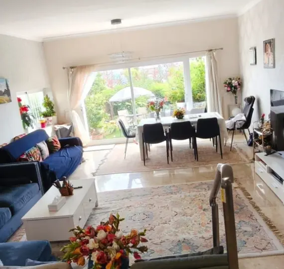 Sale of townhouse in El Paraiso