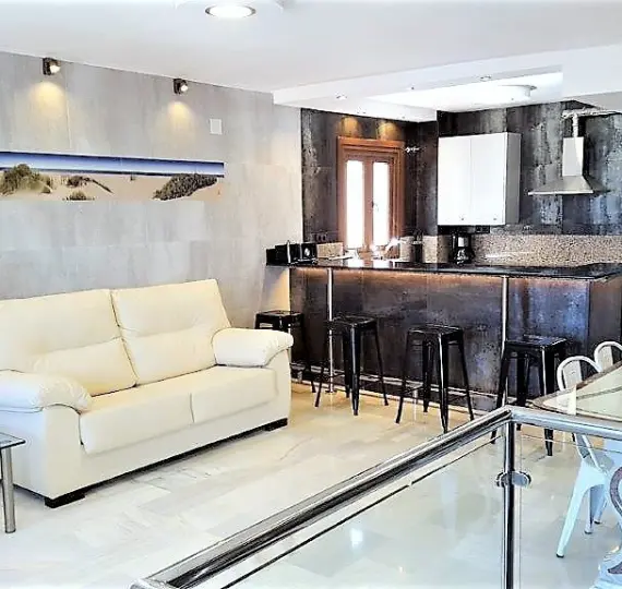 Long-term rent of middle floor apartment in Puerto Banús