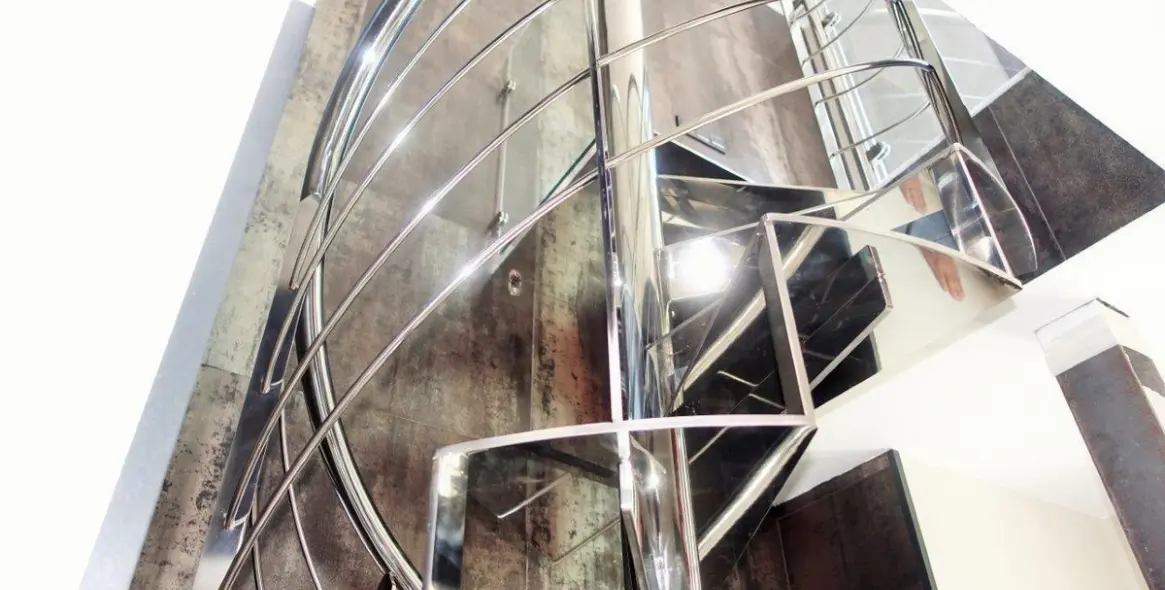 Long-term rent of middle floor apartment in Puerto Banús 14