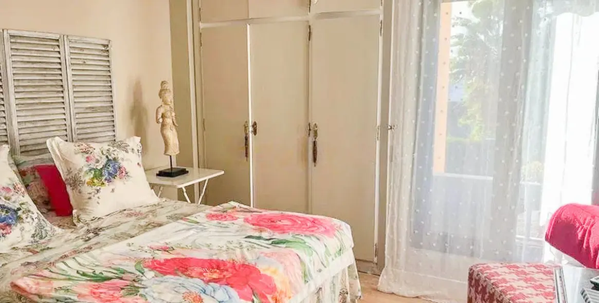 Sale of middle floor apartment in Nueva Andalucía 6