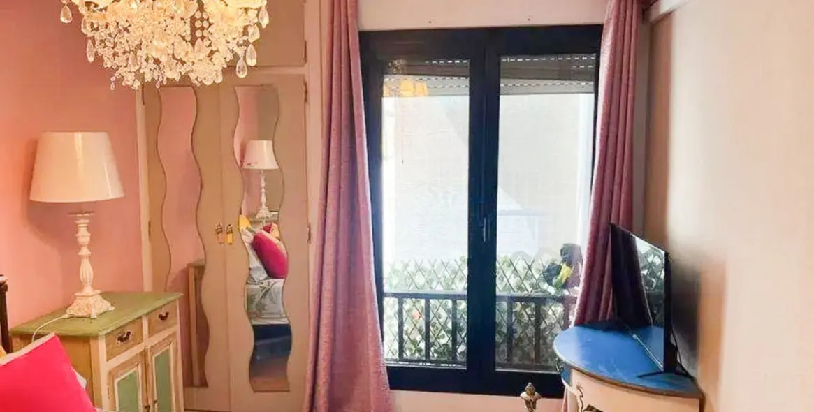 Sale of middle floor apartment in Nueva Andalucía 9