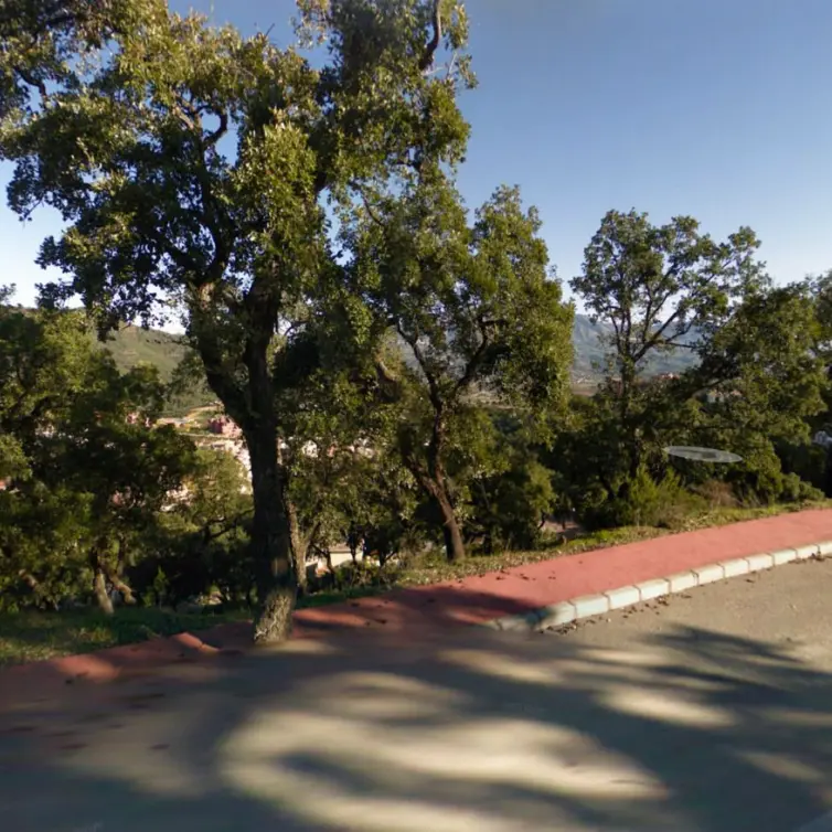 Sale of residential plot in La Mairena