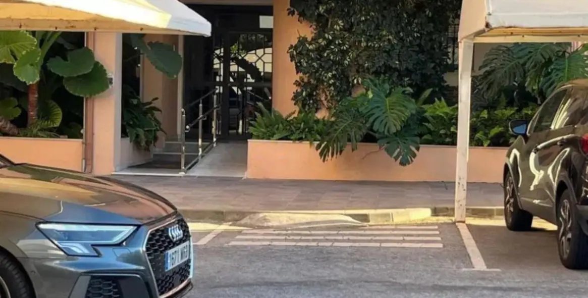 Sale of middle floor apartment in Nueva Andalucía 16