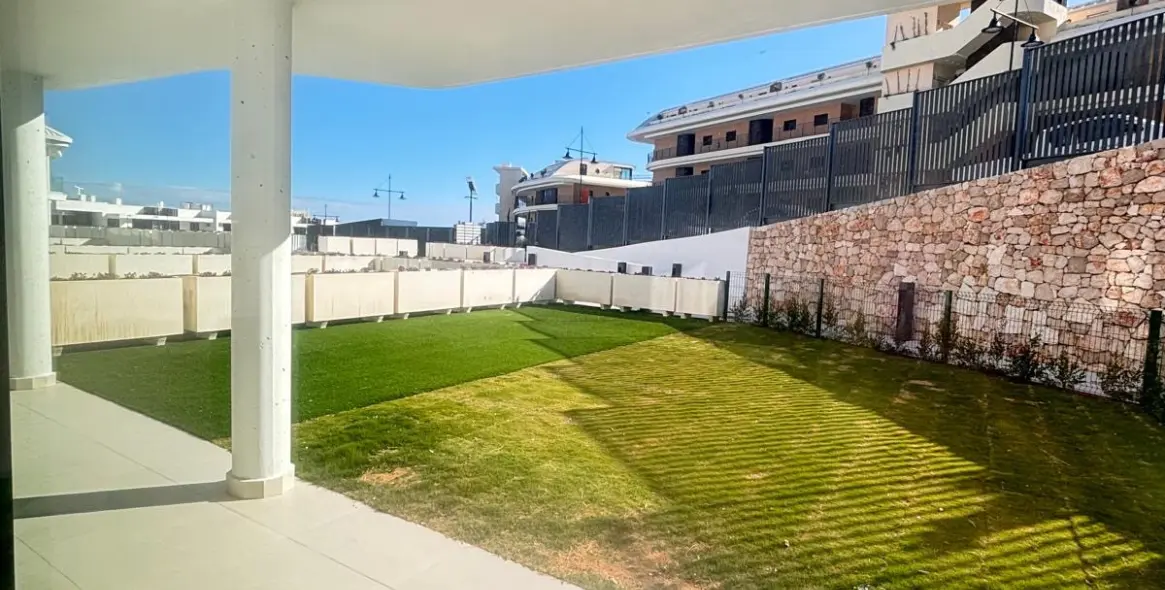 Venta de apartamento en planta baja en Fuengirola 15