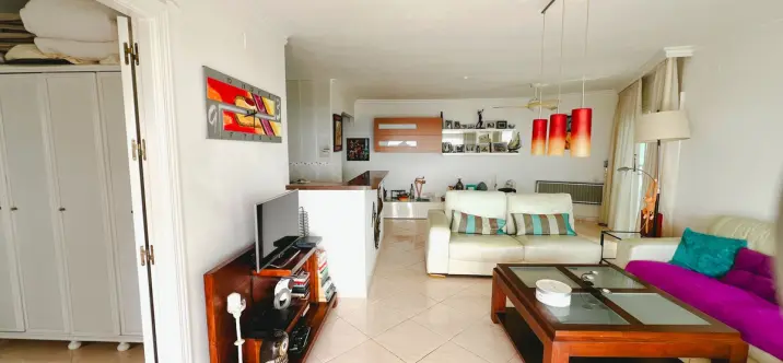 Sale of middle floor apartment in La Cala de Mijas 4