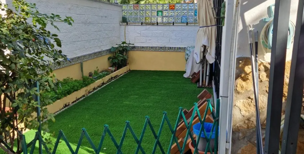 Продажа таунхауса в Las Lagunas 4