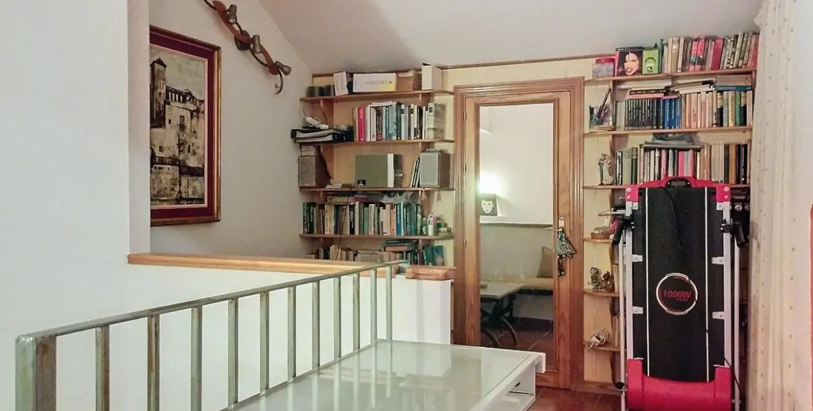 Venta de adosado en Las Lagunas 32