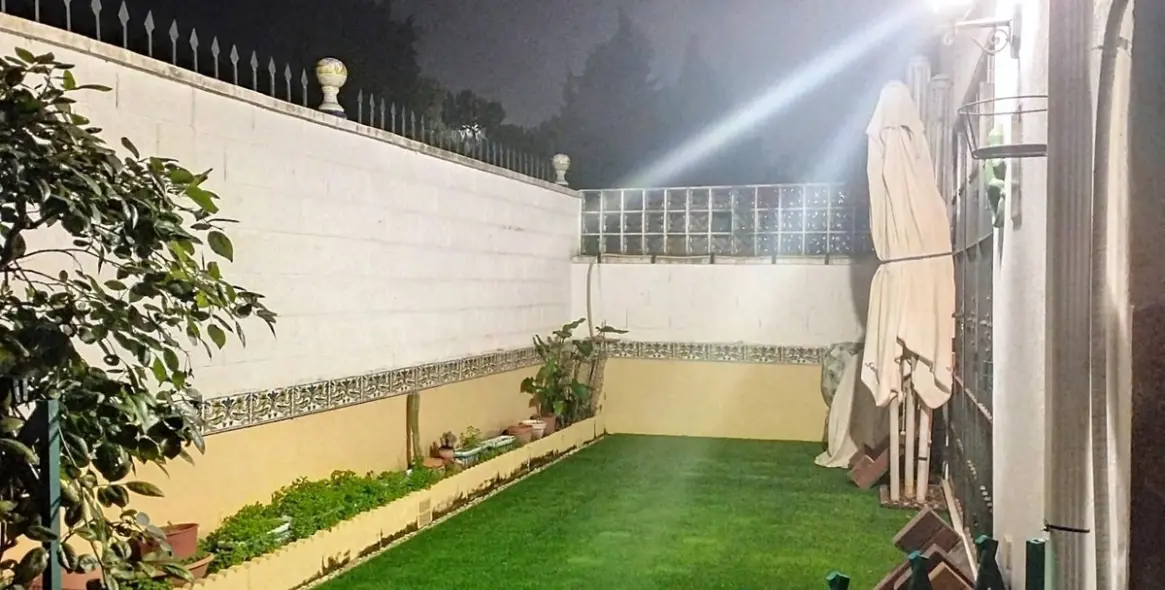 Venta de adosado en Las Lagunas 38