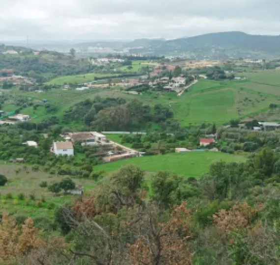 Venta de parcela residencial en 2º Línea de Playa