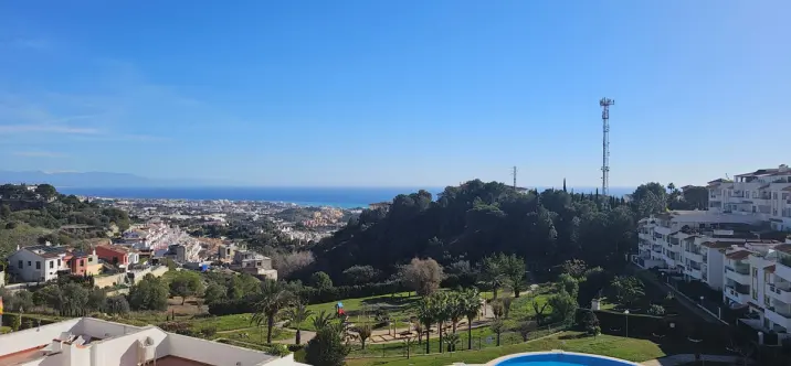 Sale of penthouse in Benalmadena 0