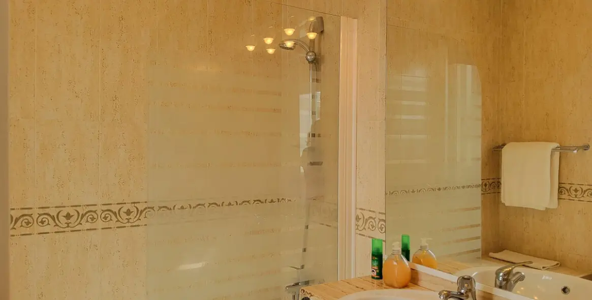 Sale of penthouse in Benalmadena 12