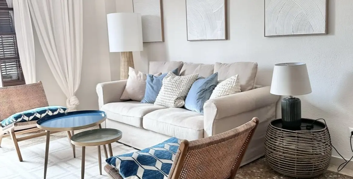 Sale of duplex in Estepona 1