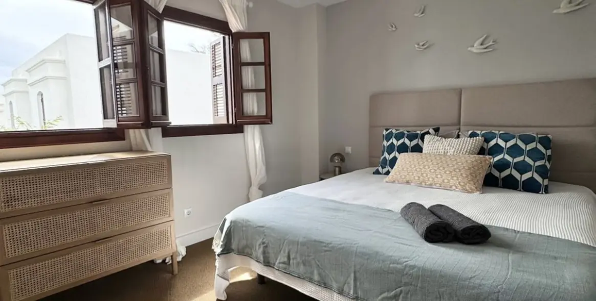 Sale of duplex in Estepona 14