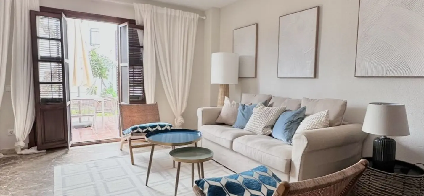 Sale of duplex in Estepona 1