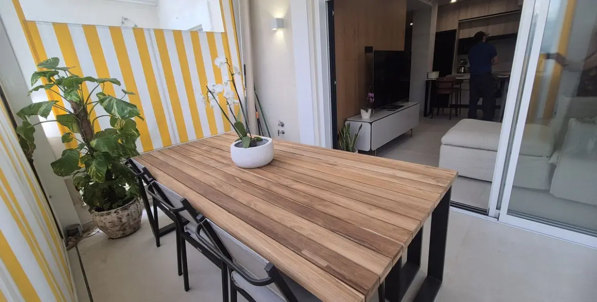 Venta de apartamento en planta baja en Puerto Banús 33