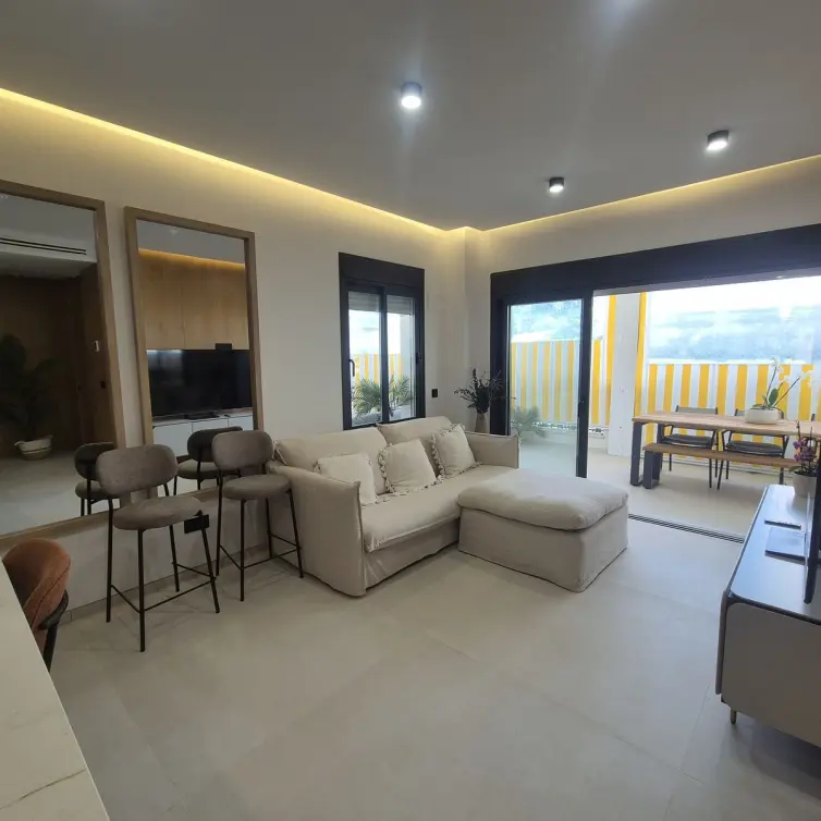 Sale of ground floor apartment in Puerto Banús