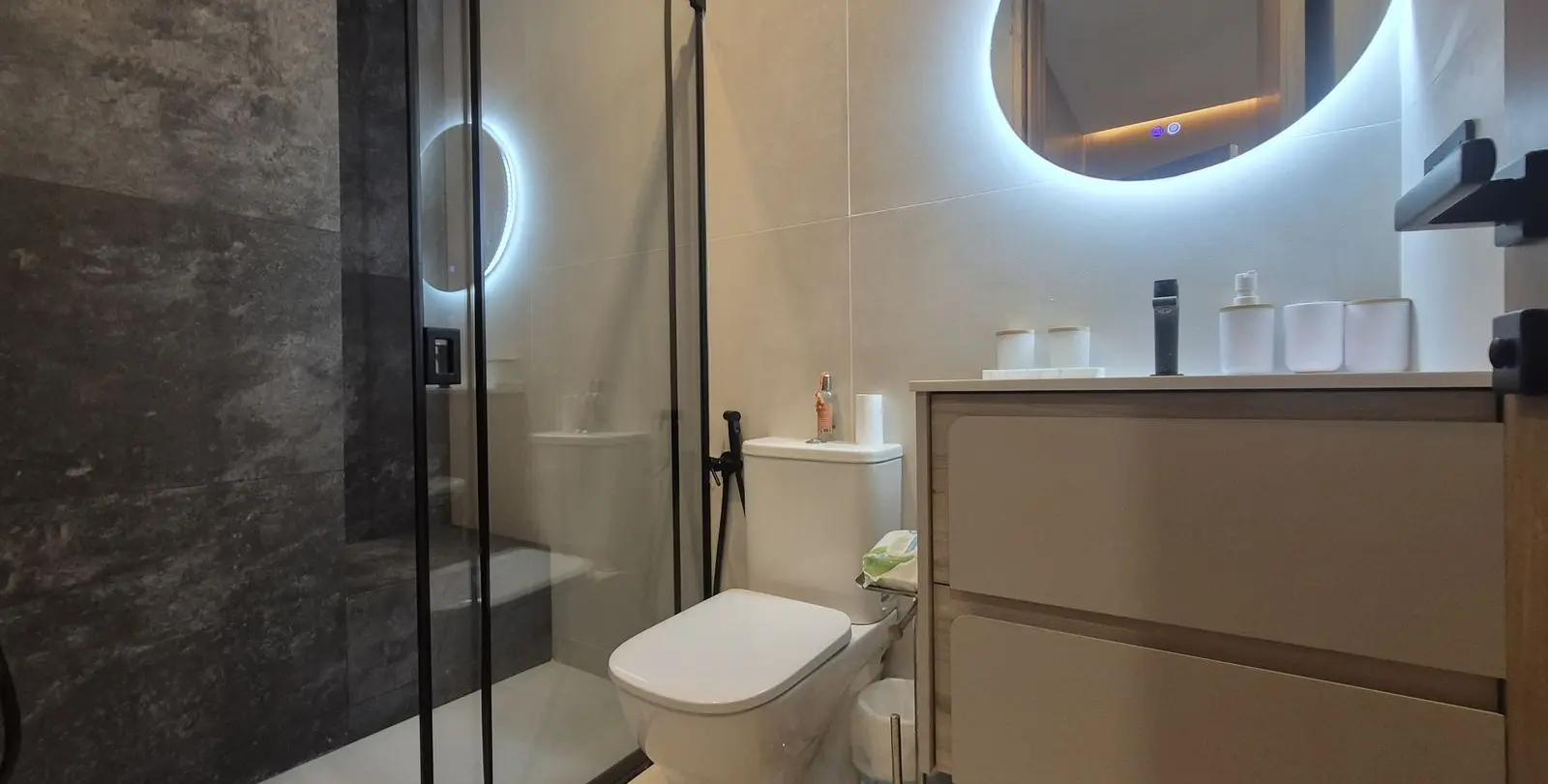 Sale of ground floor apartment in Puerto Banús 6