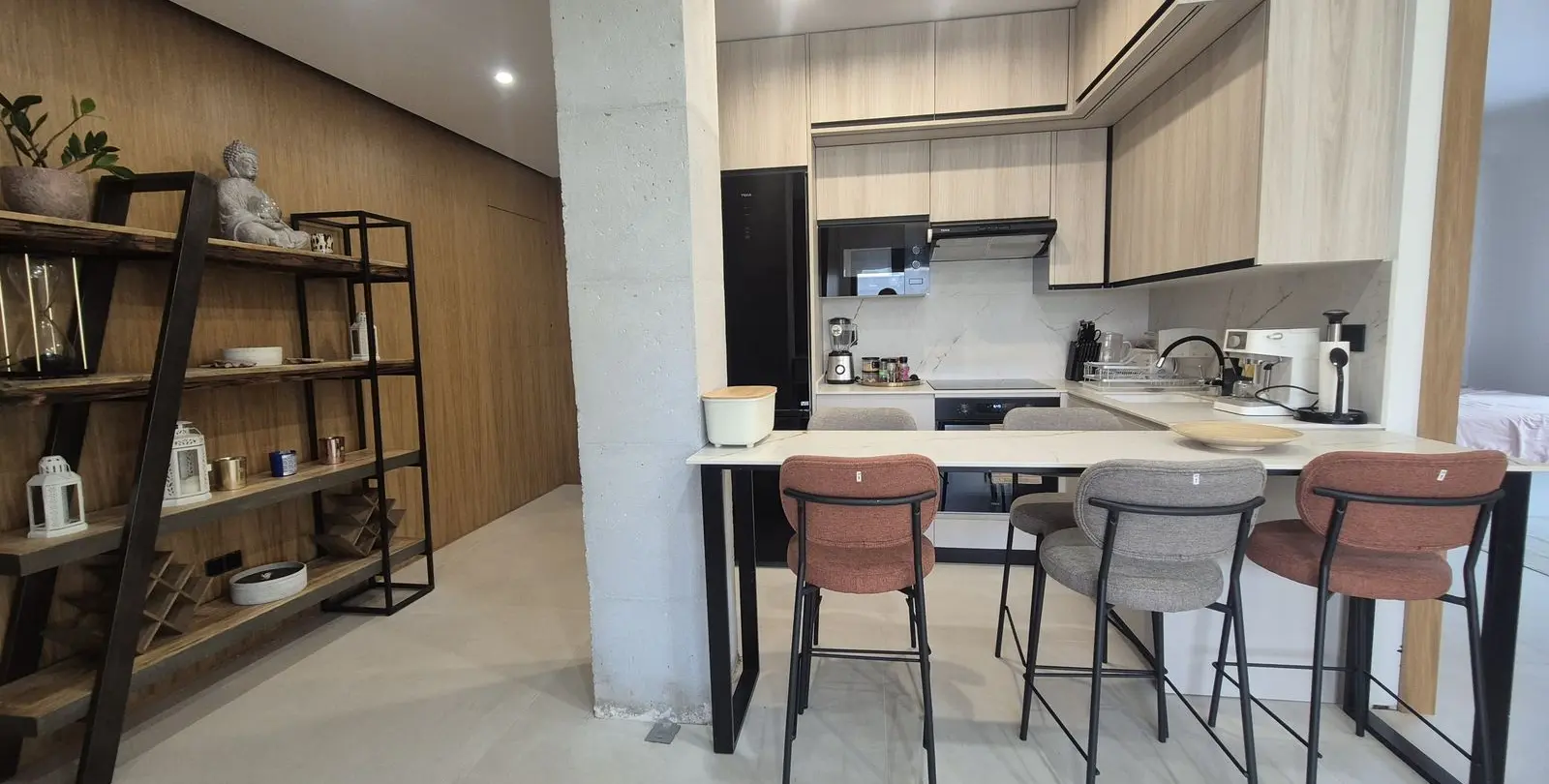 Sale of ground floor apartment in Puerto Banús 14