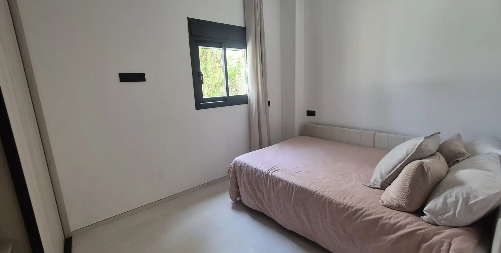 Sale of ground floor apartment in Puerto Banús 39