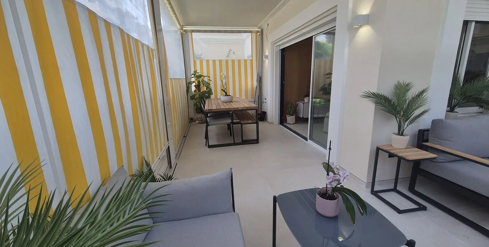 Sale of ground floor apartment in Puerto Banús 59