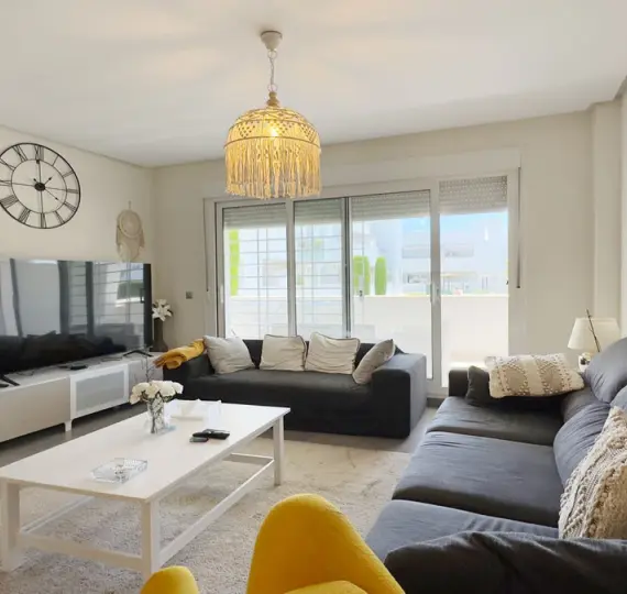 Venta de apartamento en planta baja en Nueva Andalucía