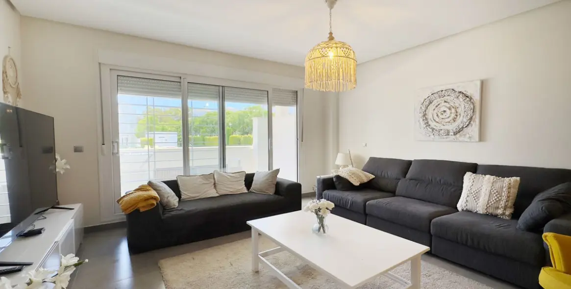 Sale of ground floor apartment in Nueva Andalucía 3