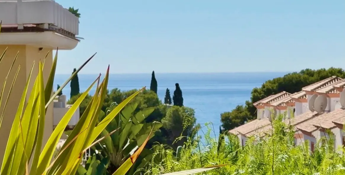 Продажа апартаментов на первом этаже в Cabopino 1