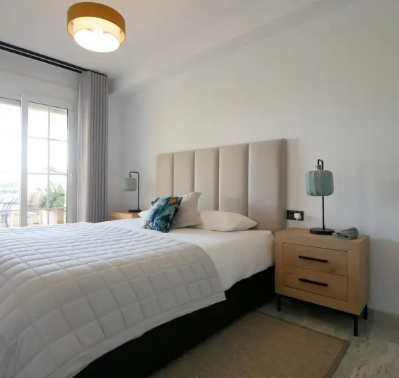 Продажа апартаментов на первом этаже в Cabopino