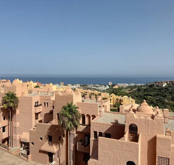 Sale of penthouse in San Luis de Sabinillas