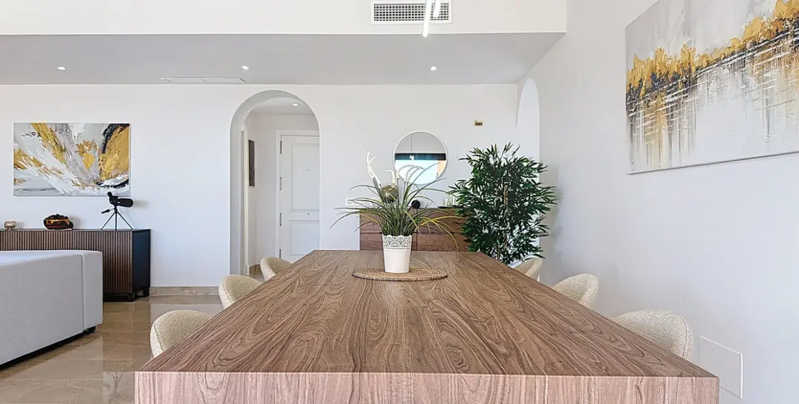 Sale of penthouse in San Luis de Sabinillas 13