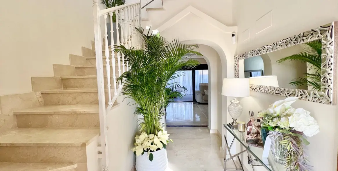 Продажа таунхауса в Estepona 2