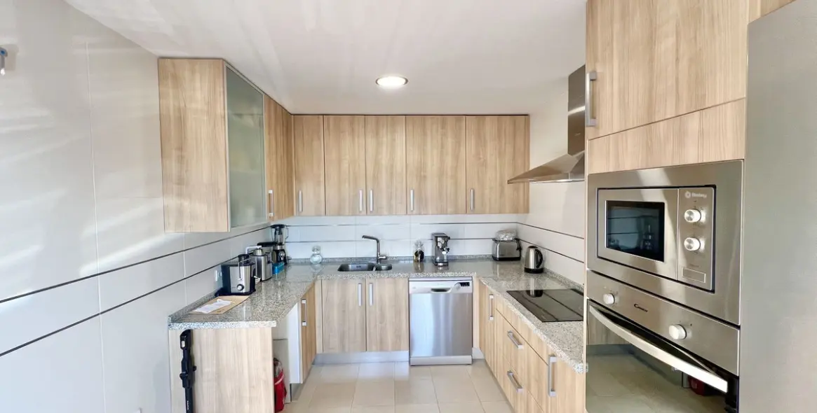 Продажа таунхауса в Estepona 6